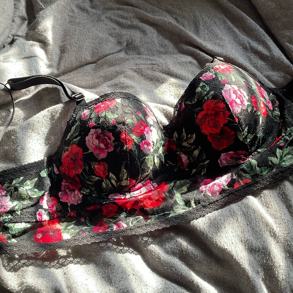 VS Bralette